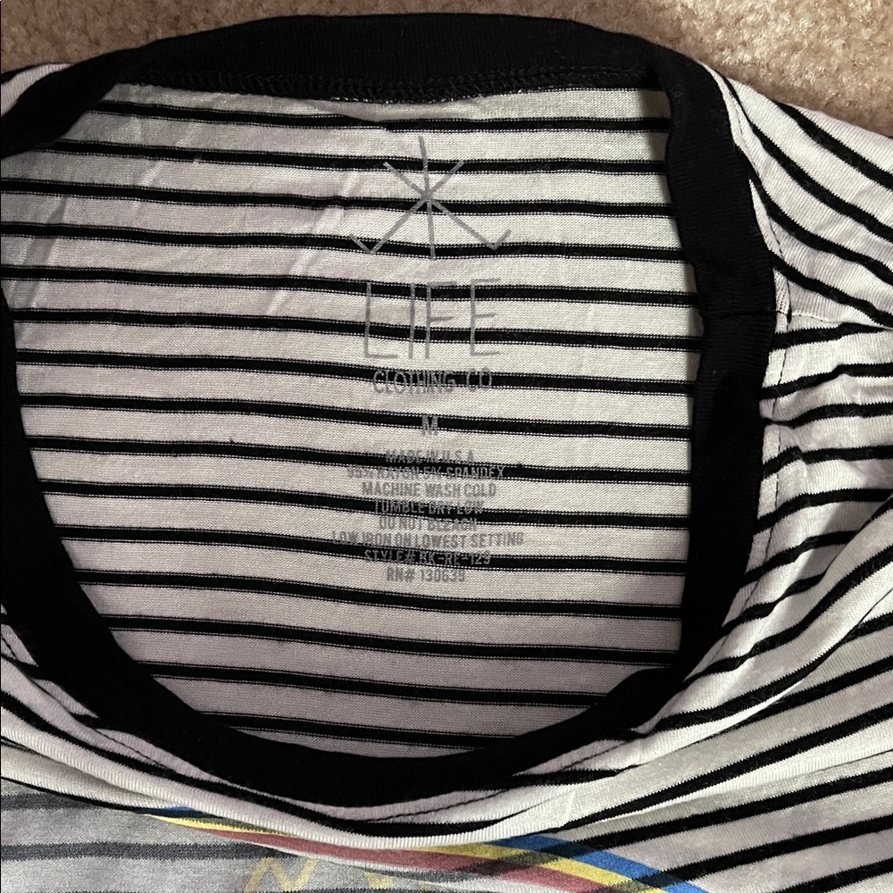 Striped Short Sleeve Graphic Tee - Black & White - Picture 2 of 3